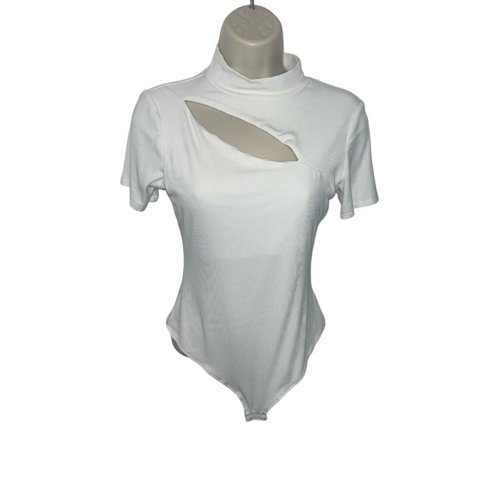 HER NAME SAYS GRACE Women's Size Medium White Ribbed Bodysuit Asymetrical Cutout